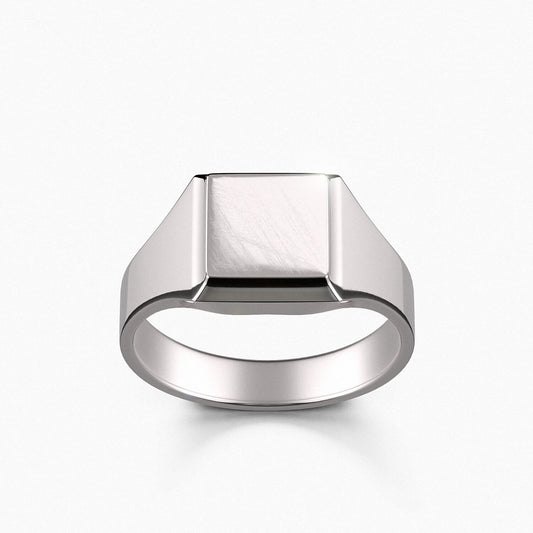 Square signet ring in sterling silver.
